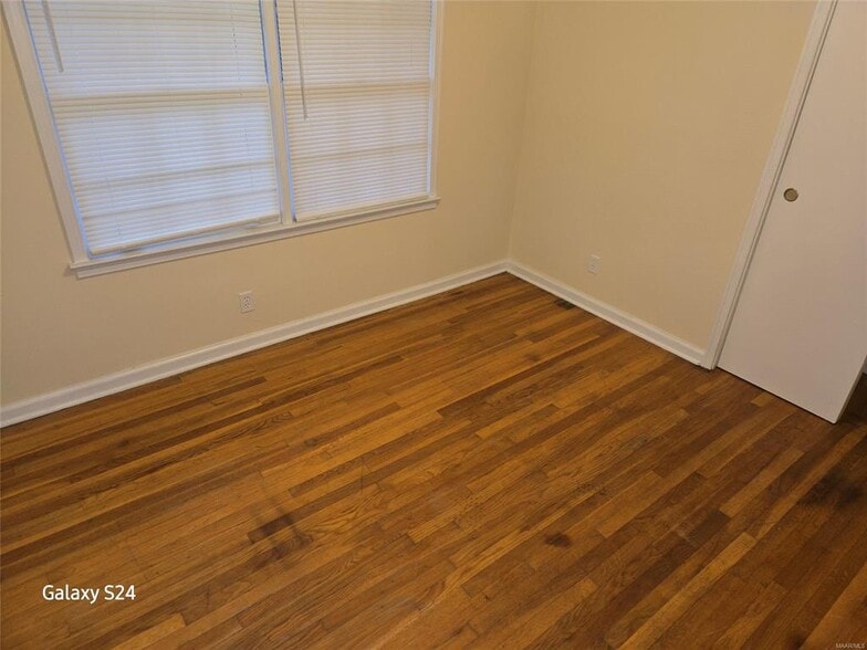 Building Photo - 3845 Bienville Rd