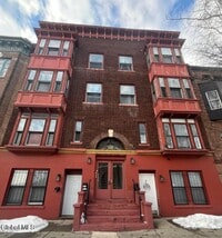 Building Photo - 9 St Joseph's Terrace