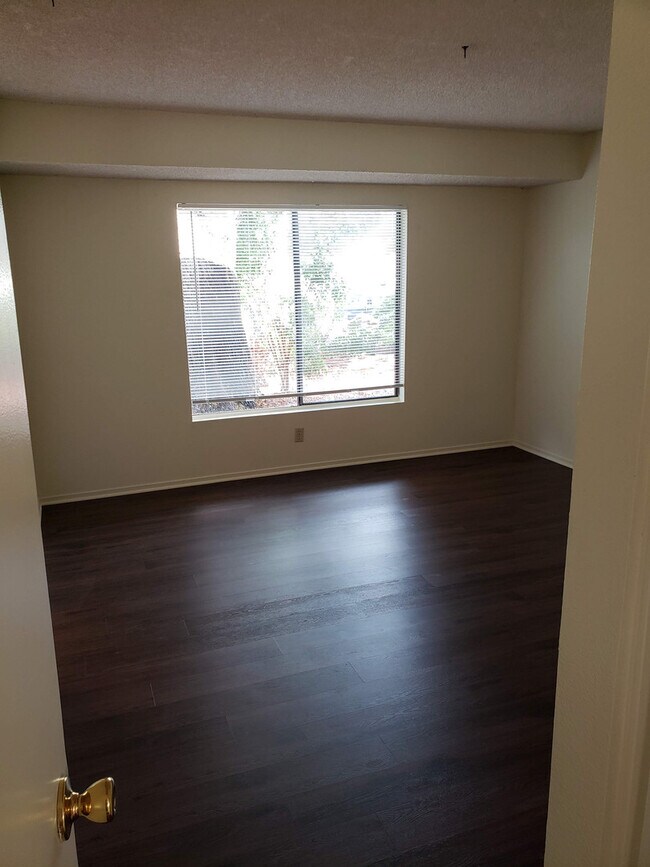 Building Photo - 1335 CAVALIER