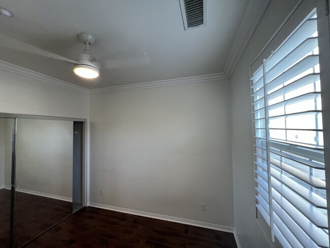 Building Photo - 2bd 2 ba Ladera Ranch Townhome for Lease