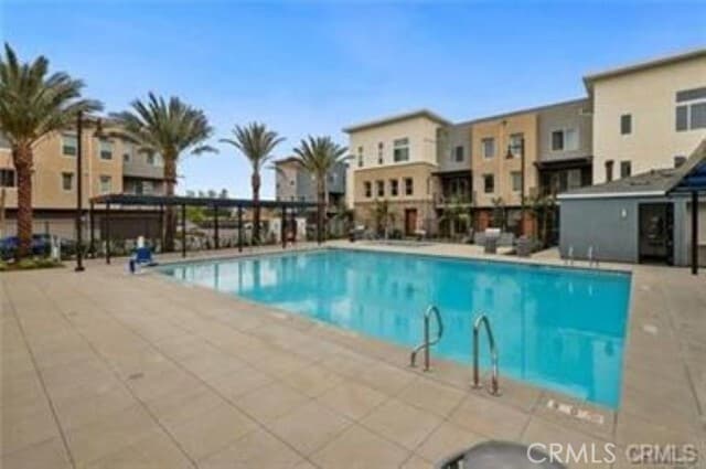 Building Photo - 177 Steely