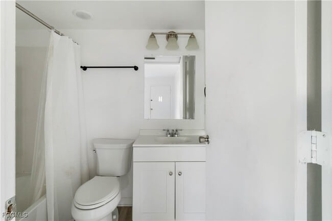 Building Photo - 16001 Buccaneer St