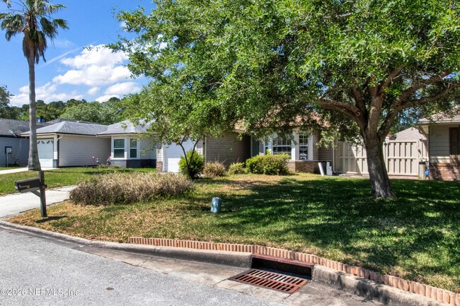 Building Photo - 1720 Wildwood Creek Ln