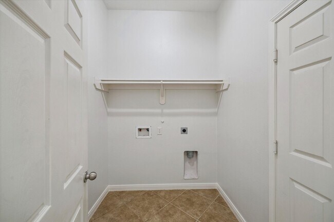 Building Photo - 14923 Barton Grove Ln