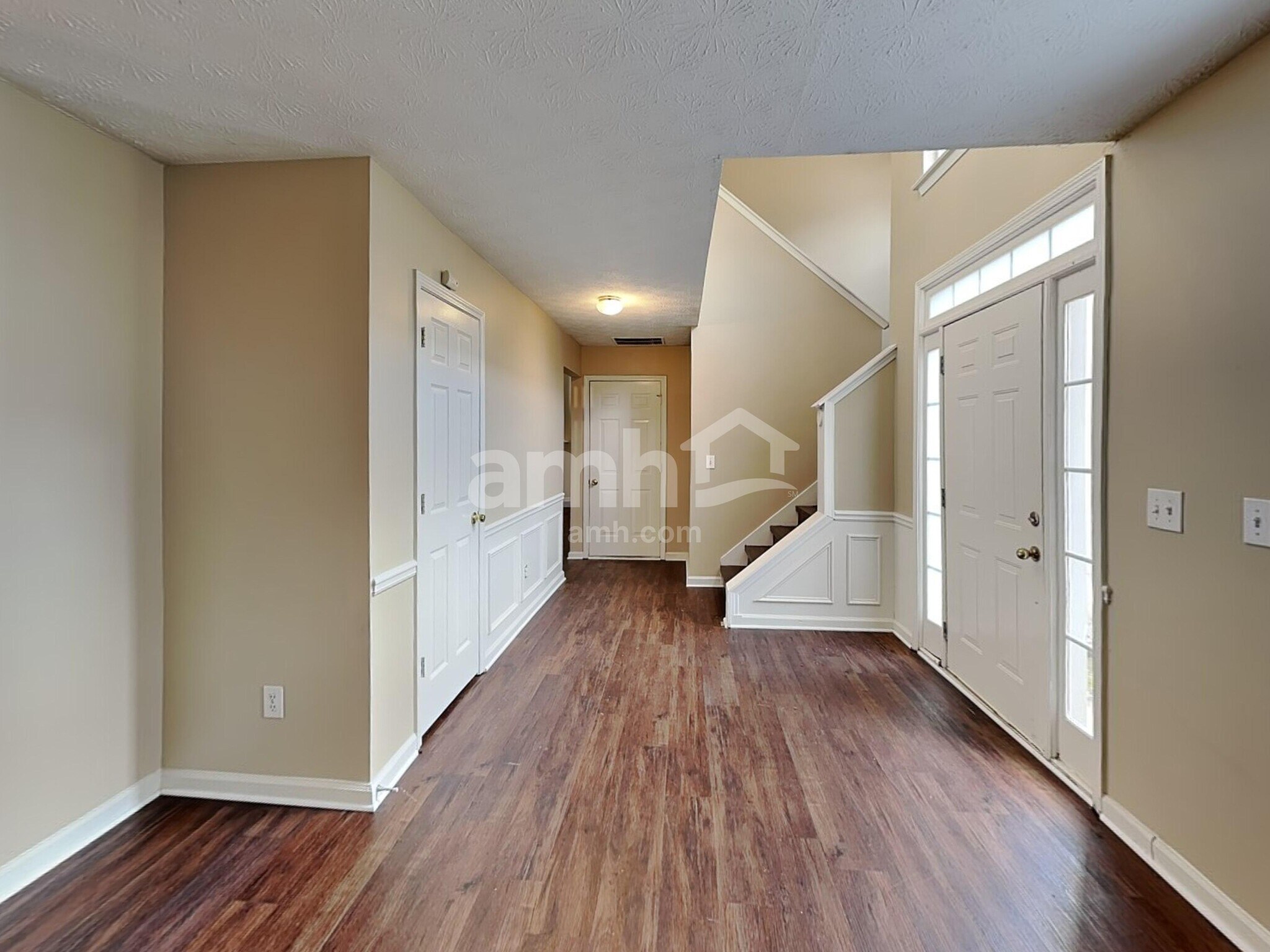 Building Photo - 1633 Sparrow Wood Ln SW