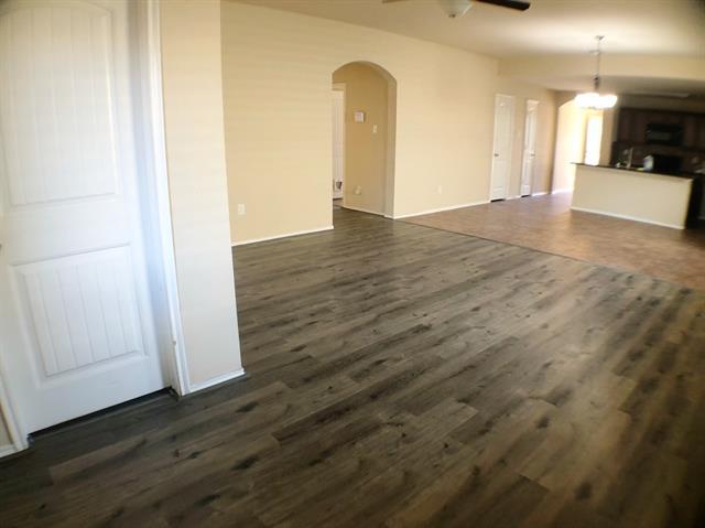 Building Photo - 1048 Churchill Dr