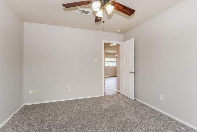 Building Photo - 5219 Caymus Dr