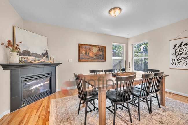 Building Photo - 19346 Sunset Springs Dr
