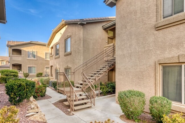 Building Photo - 2-Bed, 2-Bath Condo with Rare Feature-Both Bedrooms Include Attached Bathroom