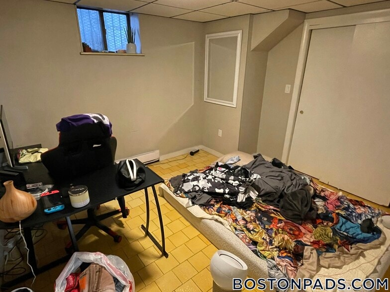 Building Photo - 42 Lomasney Wy