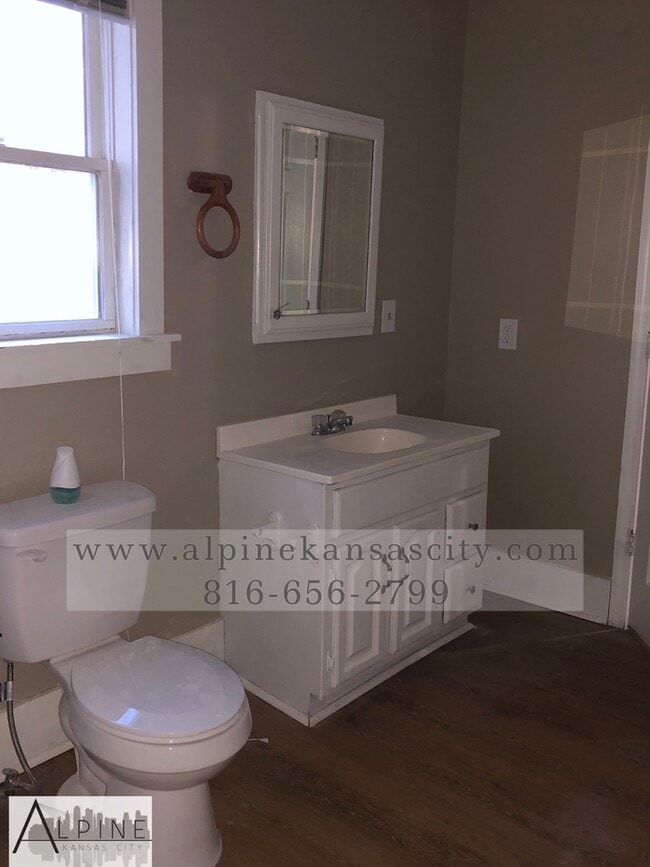 Building Photo - Cute Home in Excelsior Springs