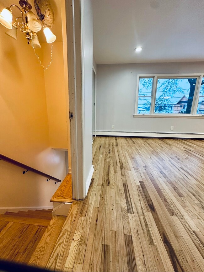 Building Photo - 163 Latham Rd