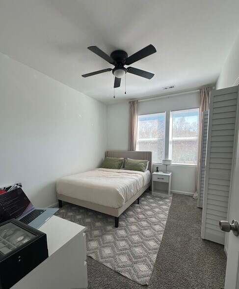 Building Photo - 152 Gregg St