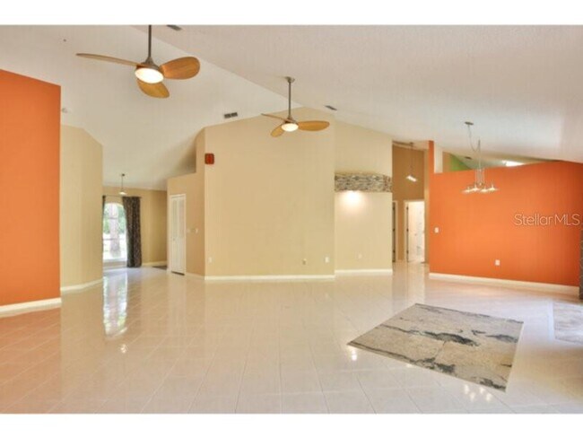 Building Photo - 4700 Tivoli Ave