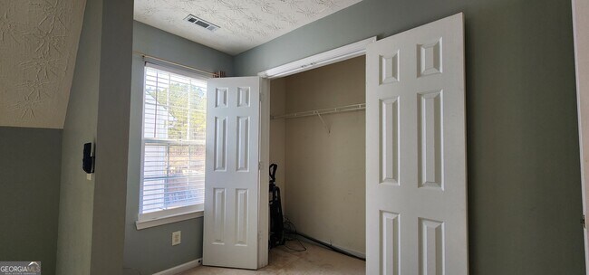 Building Photo - 3825 Jackson Shoals Ct SW