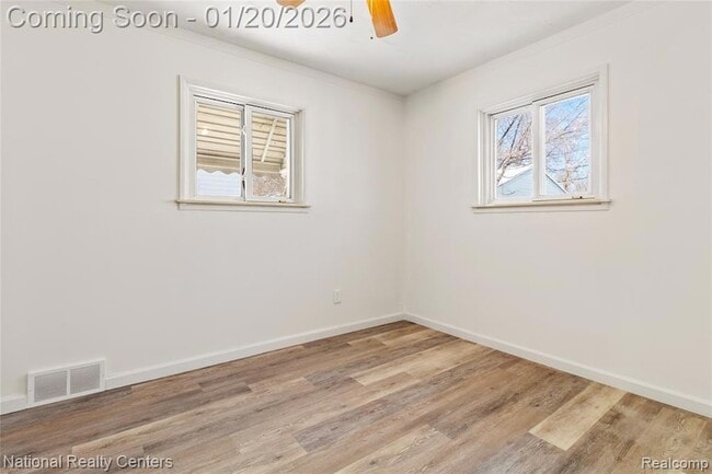 Building Photo - 29942 Avondale St