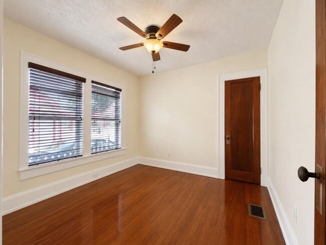 Building Photo - 748-758 Winfree Ave