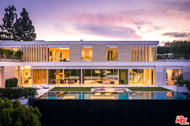 Building Photo - 642 Perugia Way