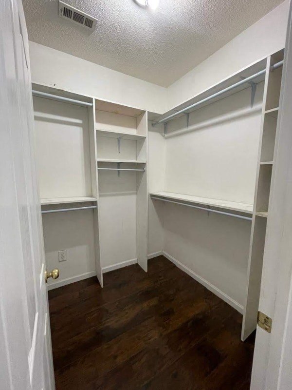 Building Photo - 103 Lantana Ct