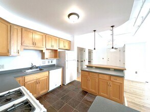 Building Photo - 1 bedroom Condo in Cawker Building