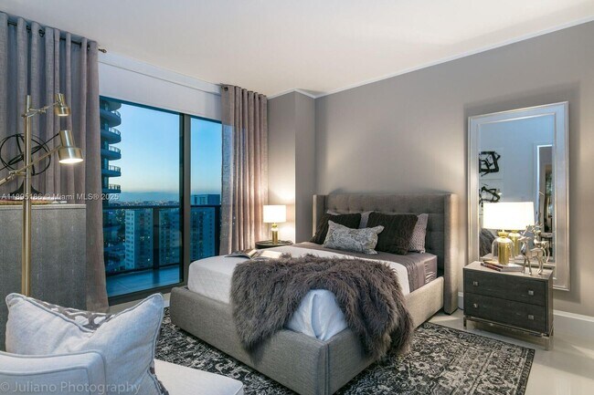 Building Photo - 1300 S Miami Ave