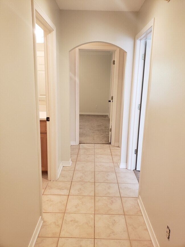 Building Photo - 1301 Treasure Cove