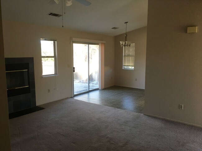 Building Photo - North Churncreek Home