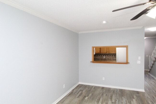 Building Photo - 2BD/1.5BA Townhouse in Foxborough – Availa...