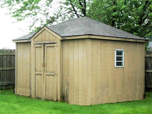Building Photo - 2464 Miami Village Dr