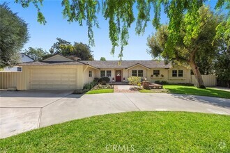 Building Photo - 8408 La Bajada Ave