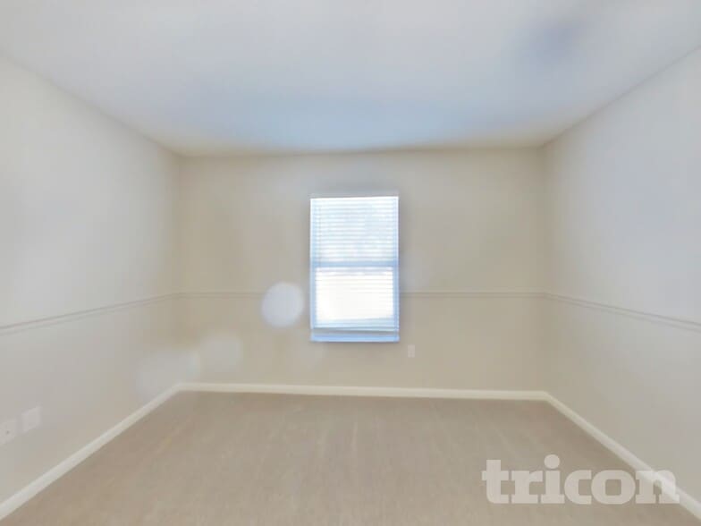 Building Photo - 2122 Center Way