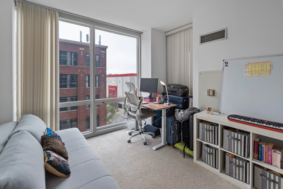 Building Photo - 757 N Orleans St