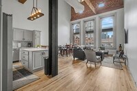 Building Photo - 1555 California St