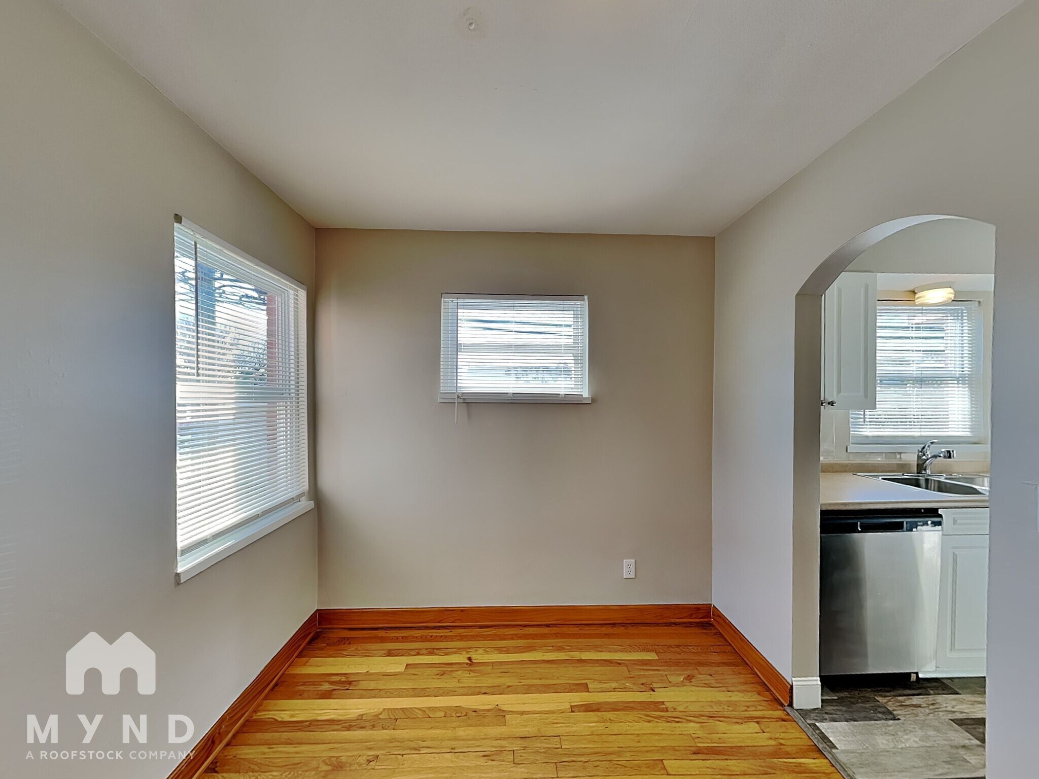 Building Photo - 675 Brookside Dr