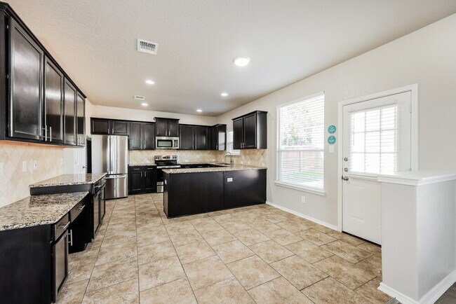 Building Photo - 11603 Poppy Sands