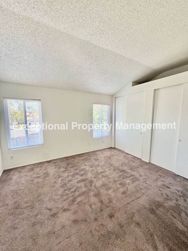 Building Photo - Ready to move in 3 bed 3 bath home!