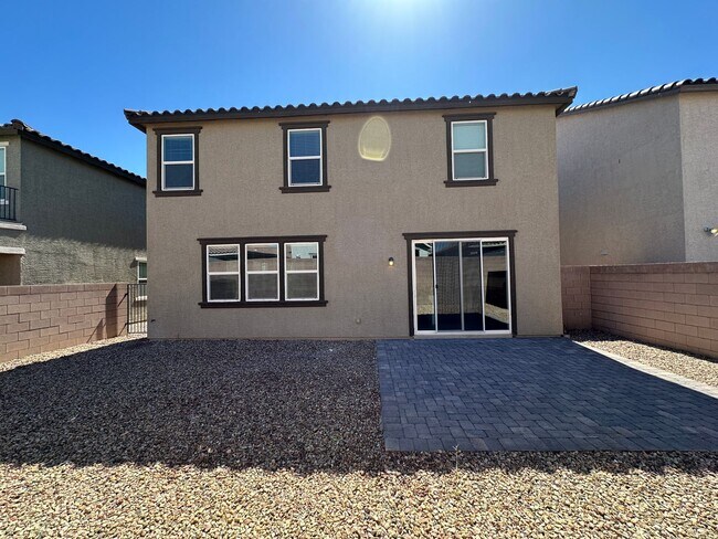 Building Photo - Cassia Patrick & Cimarron