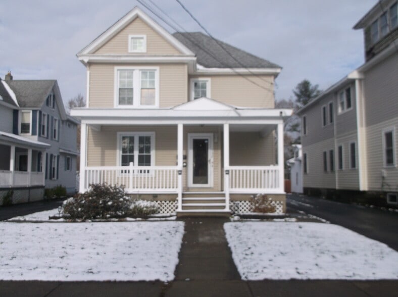 Primary Photo - 732 W Liberty St