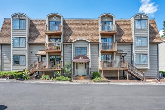 Building Photo - 48 N Mountain Rd