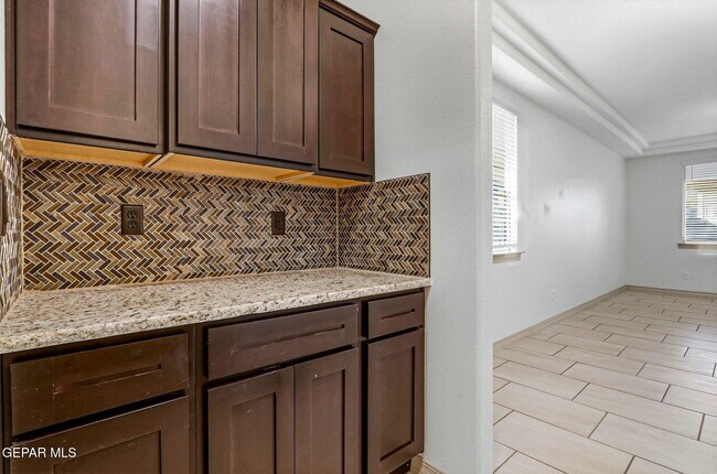 Building Photo - 14705 Tierra Escape Ave