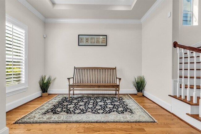 Building Photo - 1305 Studer St