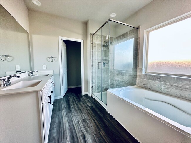 Building Photo - 1217 Antelope Passing Dr