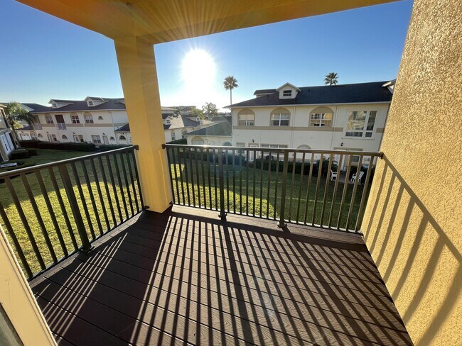 Building Photo - 13532 Fountainbleau Dr
