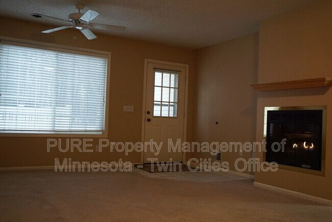 Building Photo - 506 Mariner Way