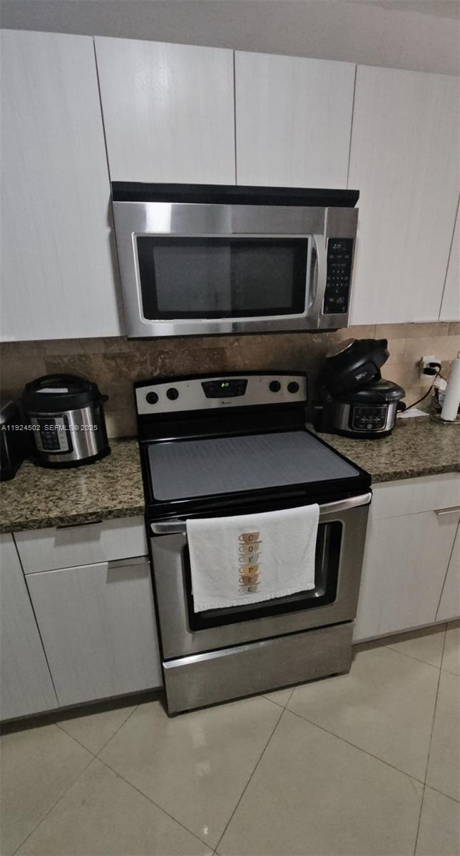 Building Photo - 7368 SW 82nd St