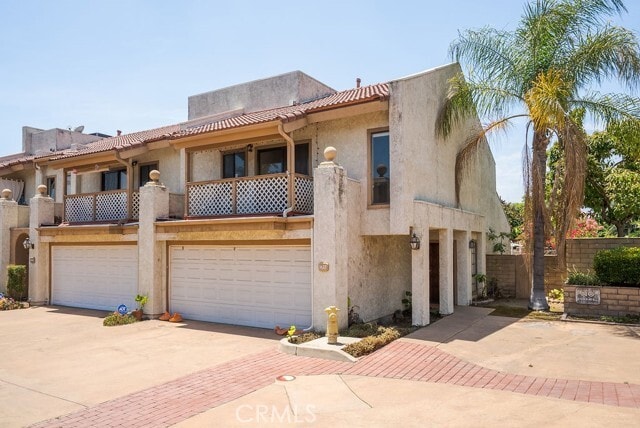 Primary Photo - 1432 E Foothill Blvd