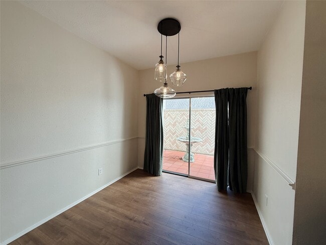 Building Photo - 2602 Northern Dr