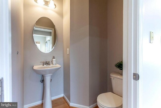 Building Photo - 1603 Durham Way