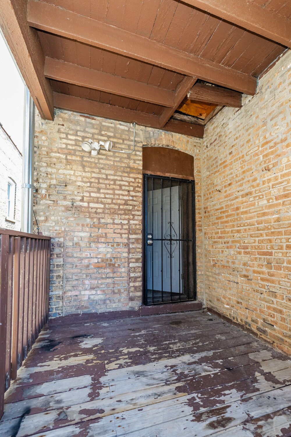 Building Photo - 8016 S Paulina St