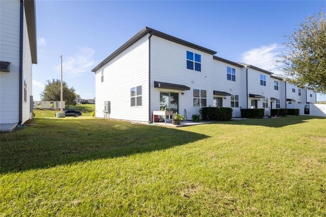 Building Photo - 740 Madison Dr